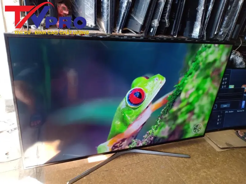 So sánh tivi cũ với tivi mới khi mua khi mua tivi Sony 49 inch cũ