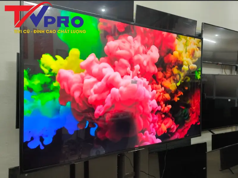 So sánh tivi 65 inch cũ với tivi mới